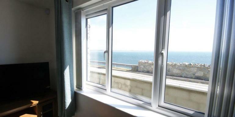 Sea-View Apartment Нюкасъл Екстериор снимка